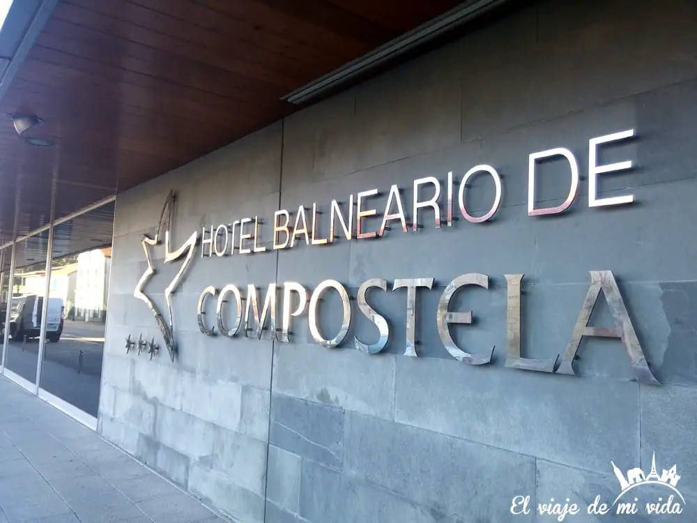 Entrada del Hotel Balneario de Compostela
