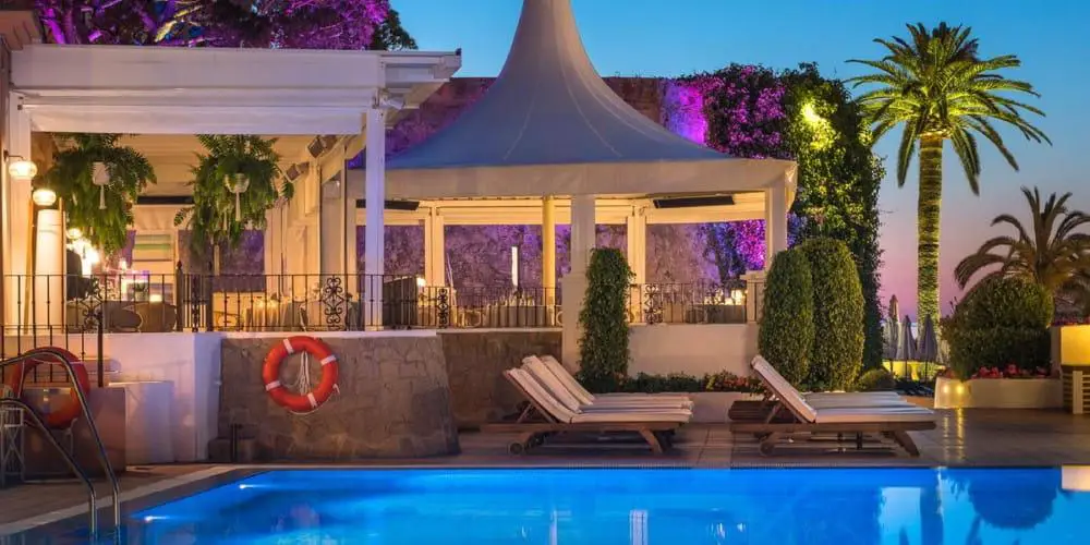 Hotel Fuerte Marbella piscina