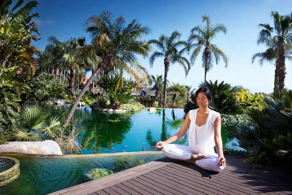 Yoga en el Asia Garden Hotel Thai