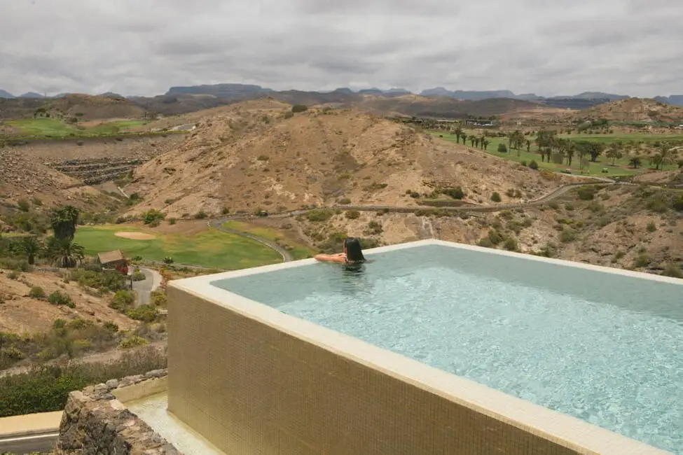 Infinty pool del Salobre Hotel Resort & Serenity (Be Aloe Wellness)