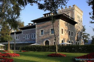 La Zoreda Forest Castle and its spa for a relaxing and exclusive experience.